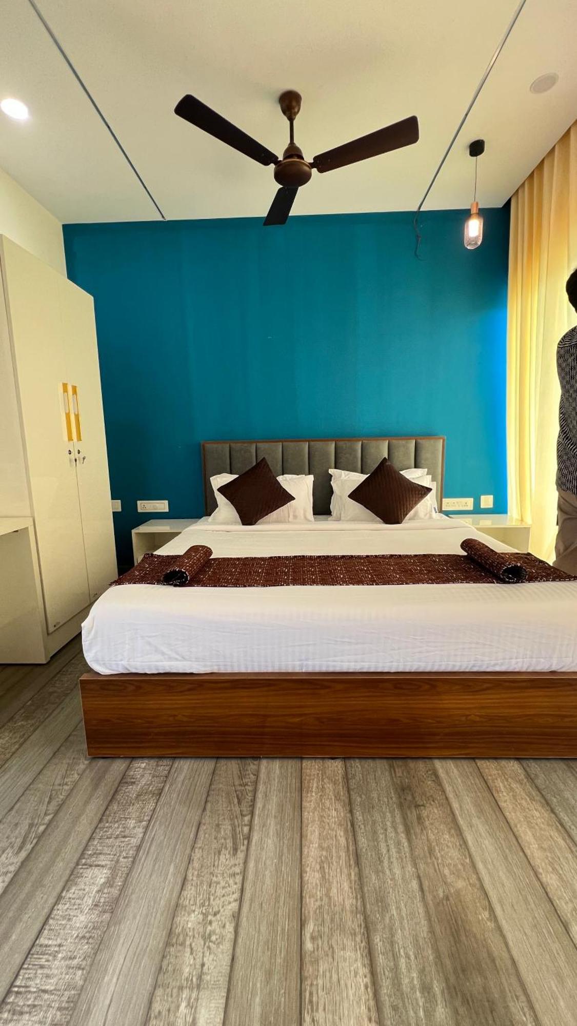 Aura Safari Hotel Vaduvanchal Kültér fotó